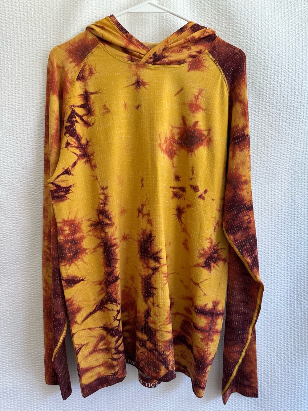 LULULEMON Men’s Metal Vent Tech 2.0 Hoodie Large Yellow Red Long Sleeve Athletic